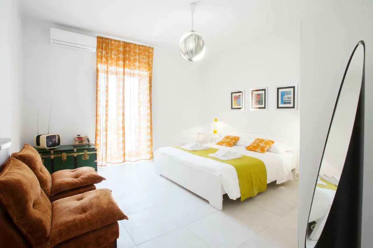Interno16Holidayhome Naples
