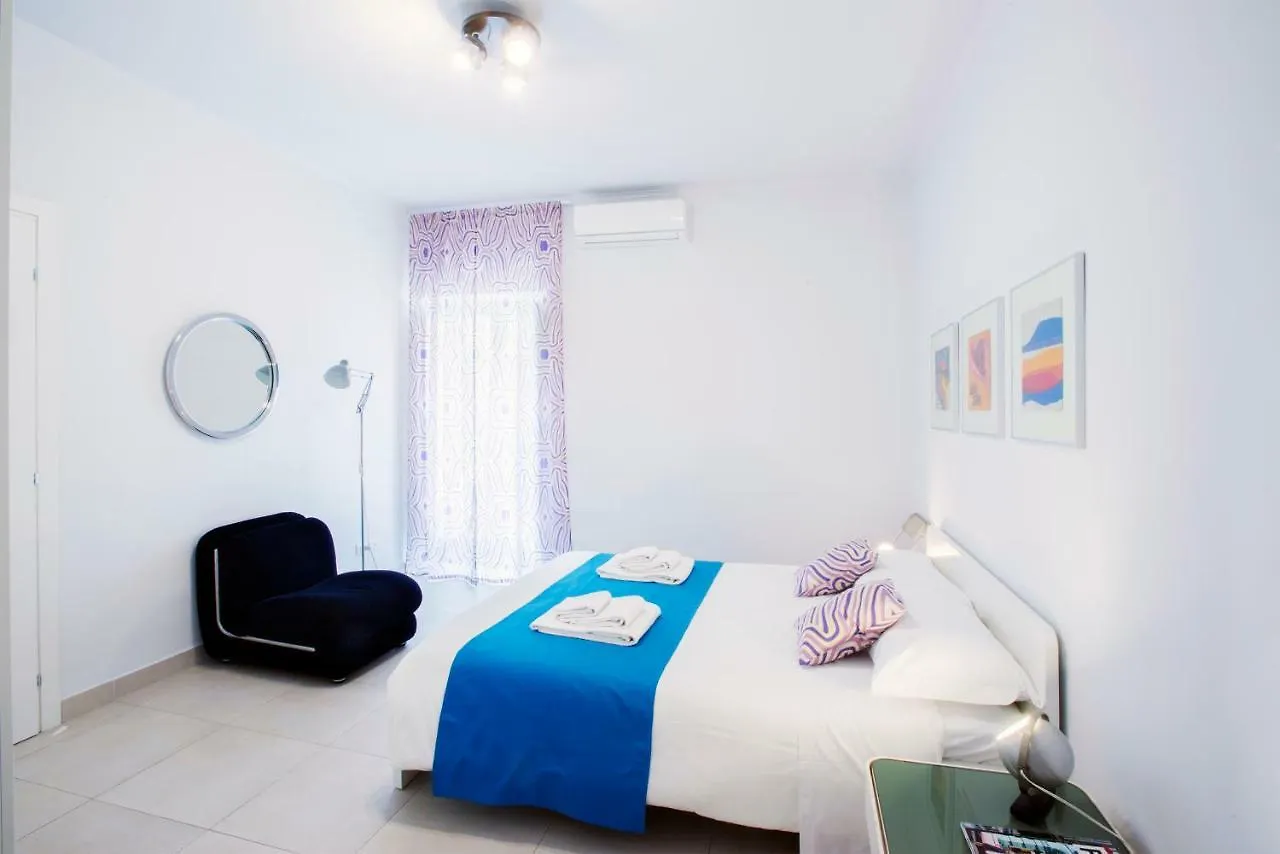Interno16Holidayhome Naples Italy