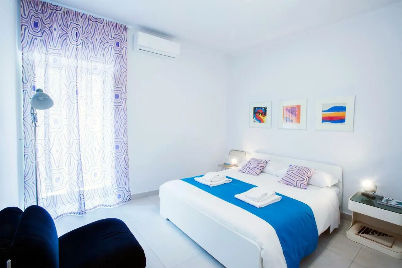 Interno16Holidayhome Naples Italy